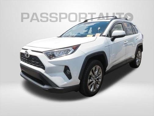 2019 Toyota RAV4 XLE Premium