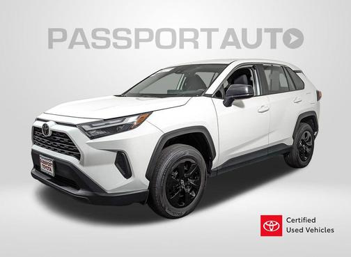 2024 Toyota RAV4 LE