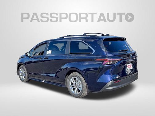 2025 Toyota Sienna XLE 7 Passenger