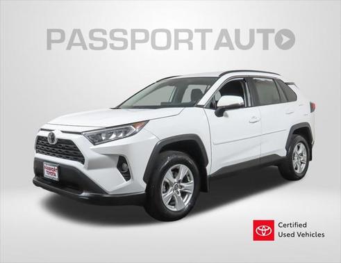 2020 Toyota RAV4 XLE