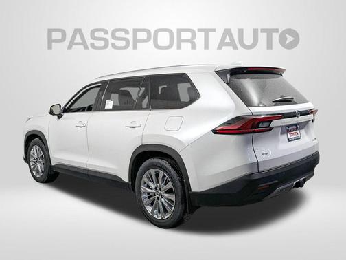 2026 Toyota Grand Highlander Platinum