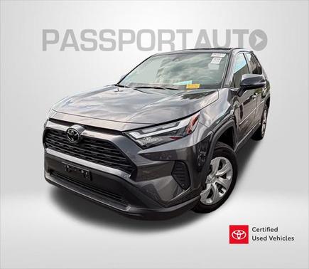 2024 Toyota RAV4 LE