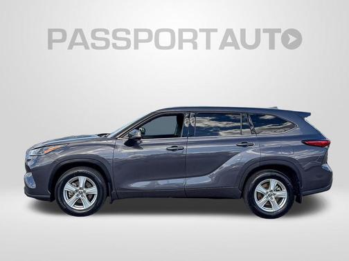2021 Toyota Highlander LE