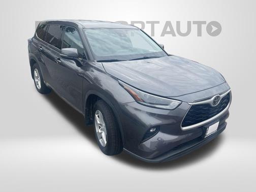 2021 Toyota Highlander LE