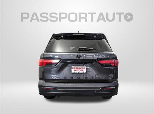 2023 Toyota Sequoia SR5