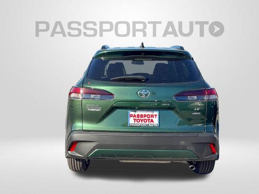 2026 Toyota Corolla Cross LE