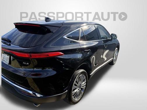 2023 Toyota Venza XLE