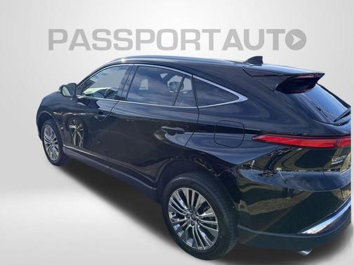 2023 Toyota Venza XLE