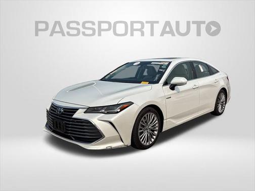2019 Toyota Avalon Hybrid Limited