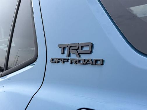 2025 Toyota 4Runner TRD Off Road