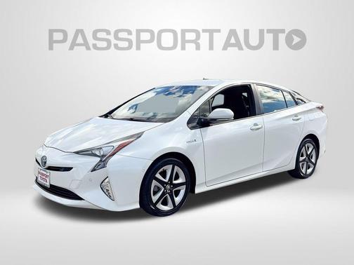 2017 Toyota Prius Three Touring