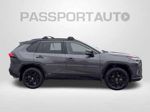 2023 Toyota RAV4 Hybrid SE