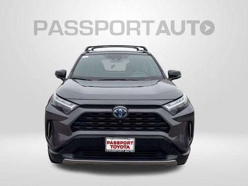2023 Toyota RAV4 Hybrid SE