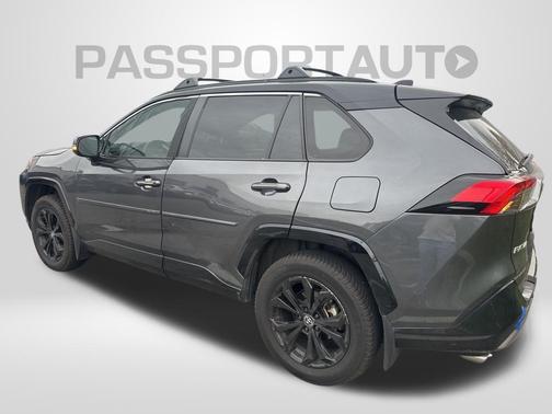 2023 Toyota RAV4 Hybrid SE