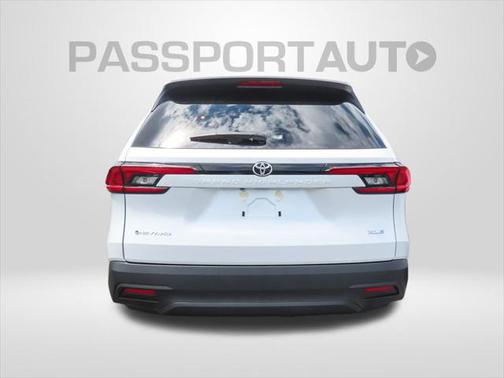 2025 Toyota Grand Highlander Hybrid XLE