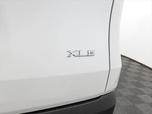 2025 Toyota Grand Highlander Hybrid XLE