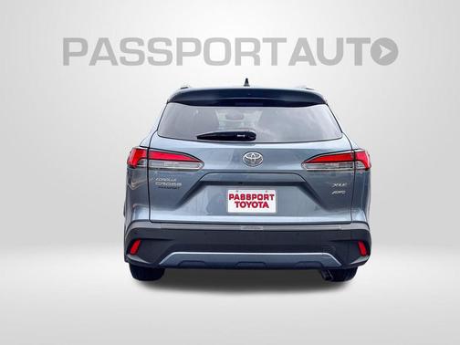 2025 Toyota Corolla Cross XLE