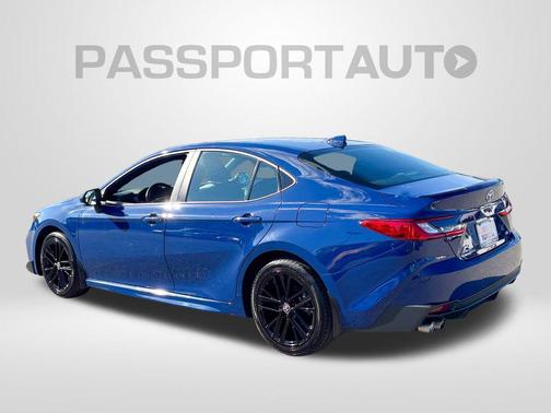 Reservoir Blue 2025 Toyota Camry SE