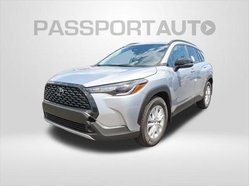 2025 Toyota Corolla Cross LE