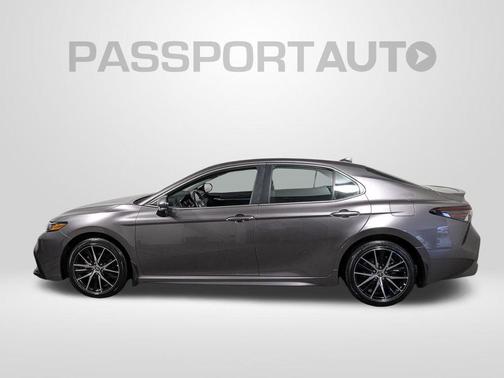 Predawn Gray Mica 2024 Toyota Camry SE