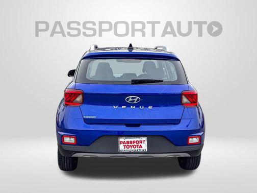 2022 Hyundai VENUE SEL