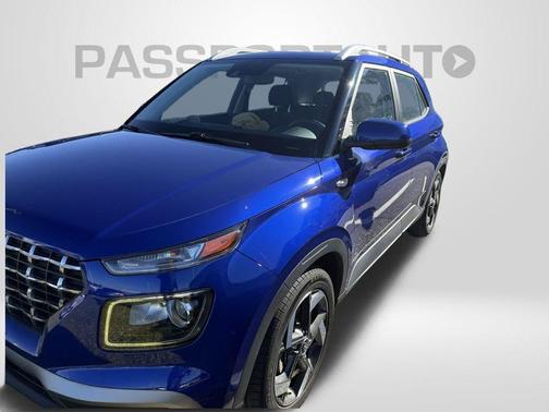 2022 Hyundai VENUE SEL