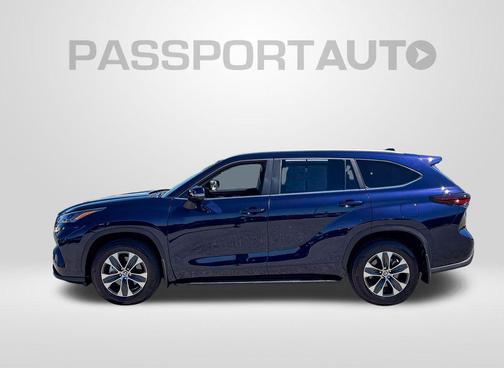 2025 Toyota Highlander XLE