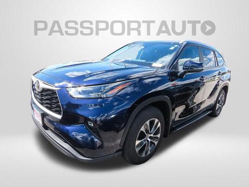 2025 Toyota Highlander XLE