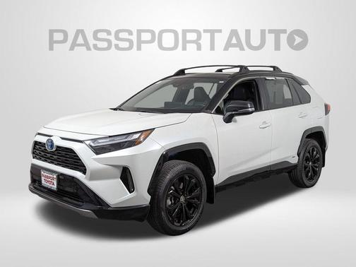 2024 Toyota RAV4 Hybrid SE