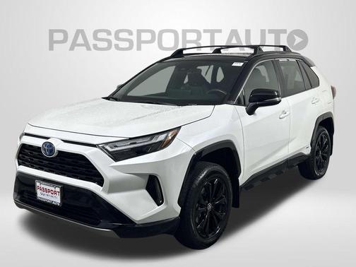 2024 Toyota RAV4 Hybrid SE