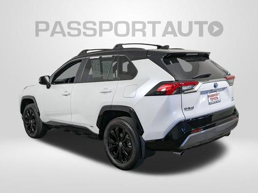 2024 Toyota RAV4 Hybrid SE