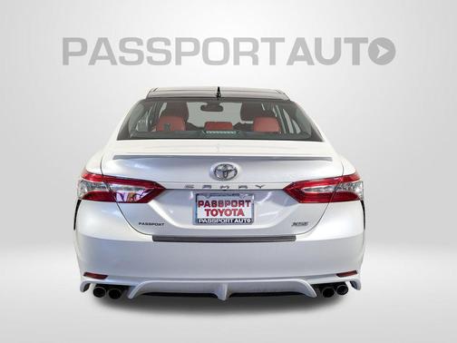 Wind Chill Pearl 2020 Toyota Camry XSE