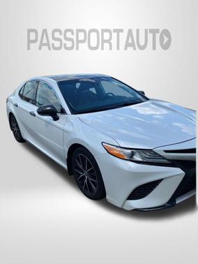 Wind Chill Pearl 2020 Toyota Camry XSE