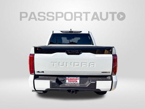 2026 Toyota Tundra Hybrid Platinum