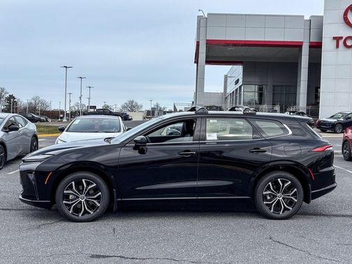 2026 Toyota Crown Signia XLE