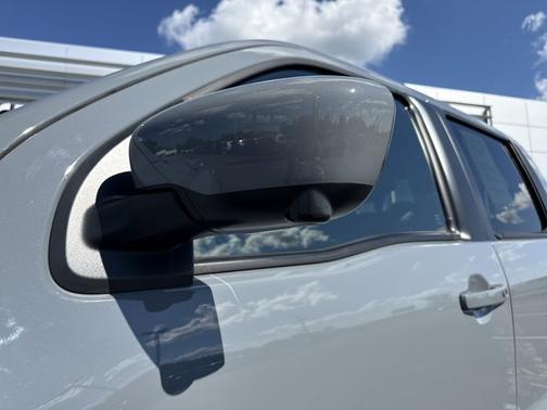 Boulder Gray Metallic 2024 Nissan Frontier PRO-4X