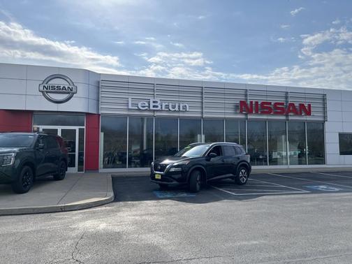 Black 2023 Nissan Rogue SV