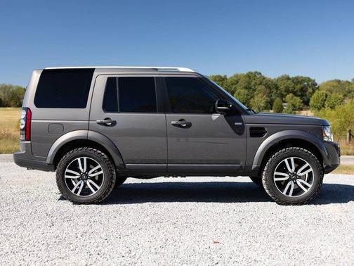 2016 Land Rover LR4 Base