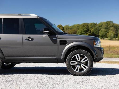 2016 Land Rover LR4 Base