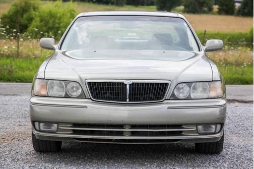 1999 INFINITI Q45 Touring