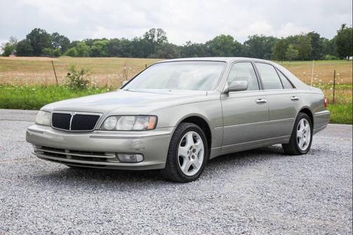 1999 INFINITI Q45 Touring