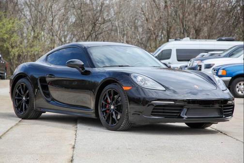 2018 Porsche 718 Cayman Base 2dr Coupe