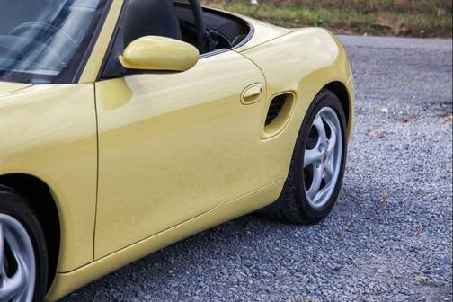 1998 Porsche Boxster Base 2dr Convertible