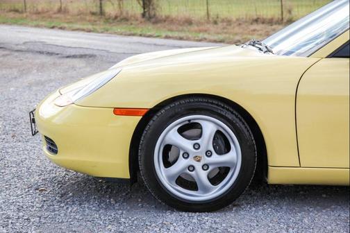 1998 Porsche Boxster Base 2dr Convertible