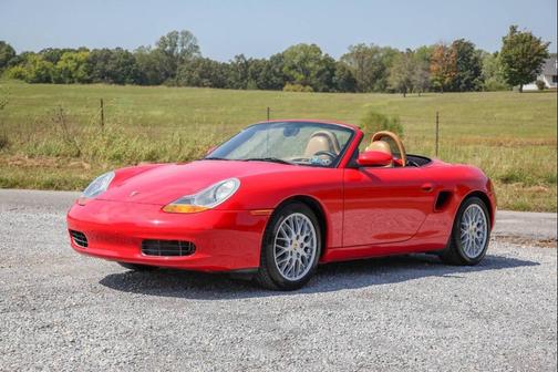 2000 Porsche Boxster Base 2dr Convertible