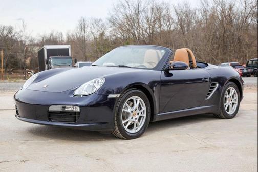 2005 Porsche Boxster Base 2dr Roadster