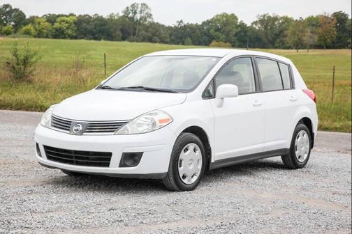 2009 Nissan Versa 1.8 S