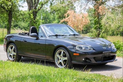 Black Mica 2005 Mazda MazdaSpeed Miata MX-5 Cloth