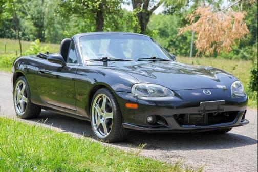 Black Mica 2005 Mazda MazdaSpeed Miata MX-5 Cloth