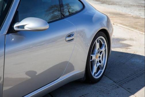 2005 Porsche 911 Carrera